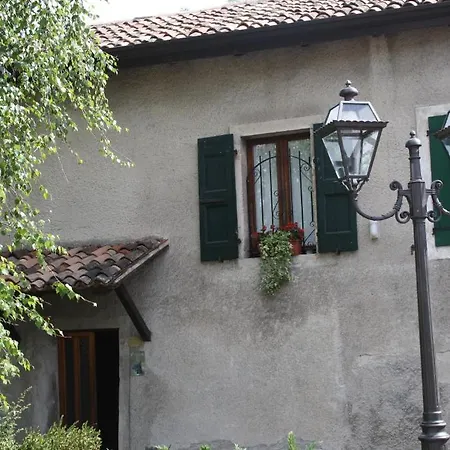 Corte Attilea Farm stay Valeggio sul Mincio